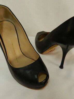 Giuseppe Zanotti Leather Peep Toe platform heels pumps Italy black Size 37 US 7